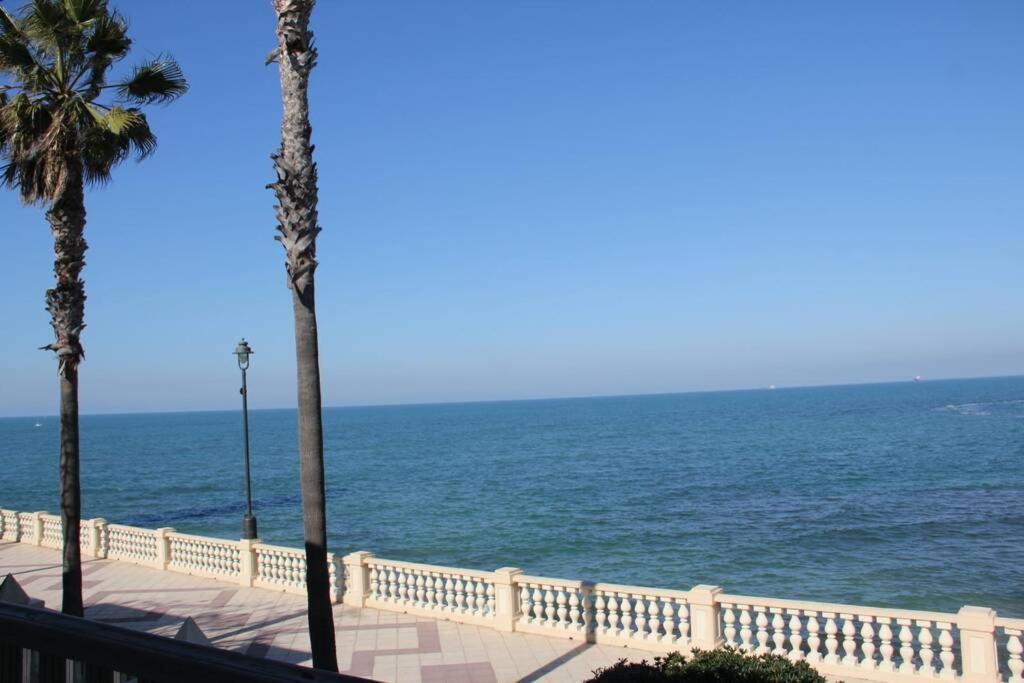 Casa Mirando Al Mar, Hermosas Vistas. Chipiona Luaran gambar